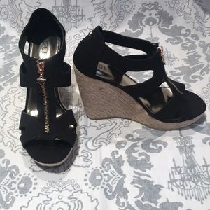 Guess Black & Gold Wedges sz 9 NWOT